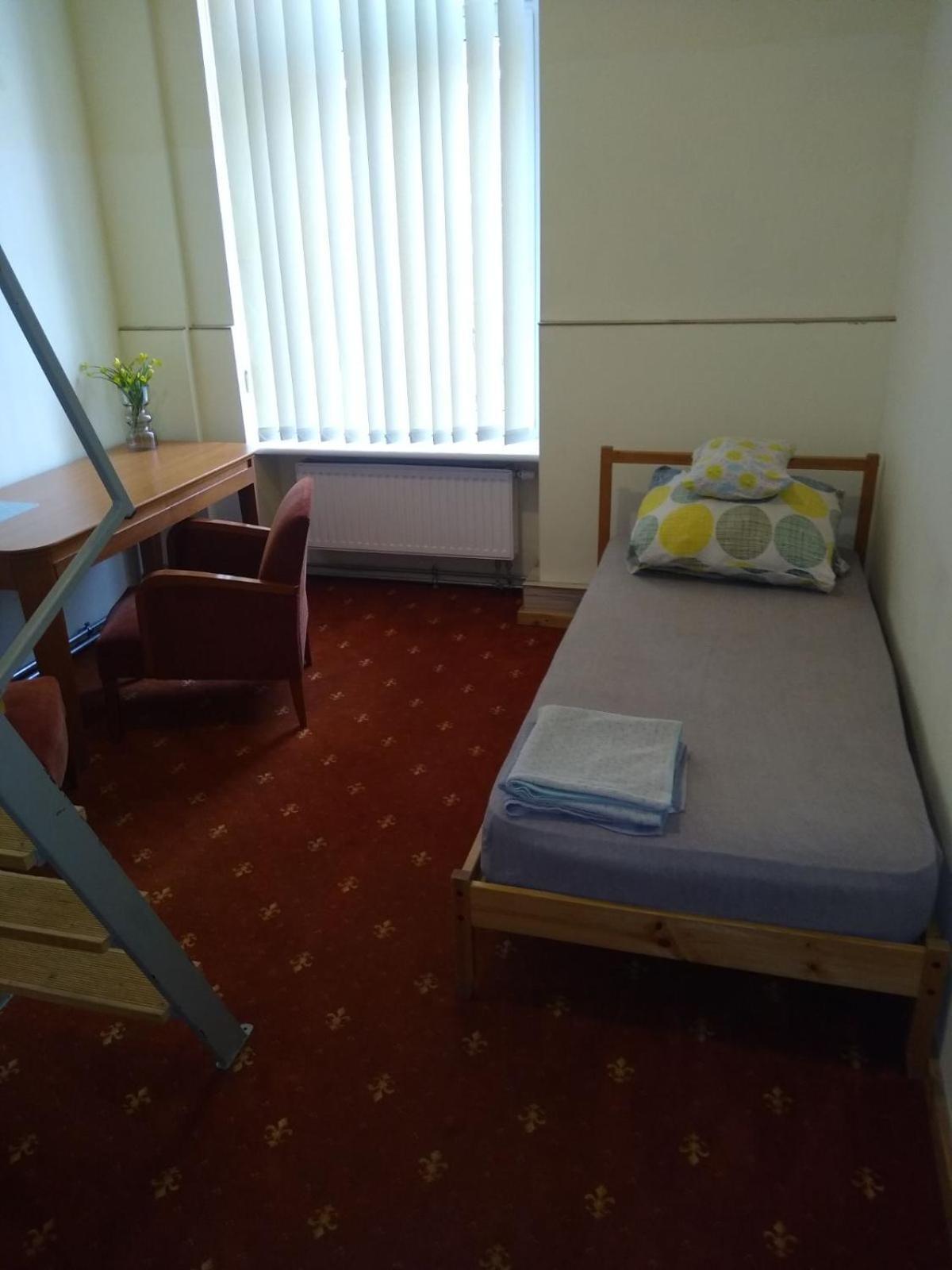 Hostel Kwadrans กลีวิตเซ ภายนอก รูปภาพ