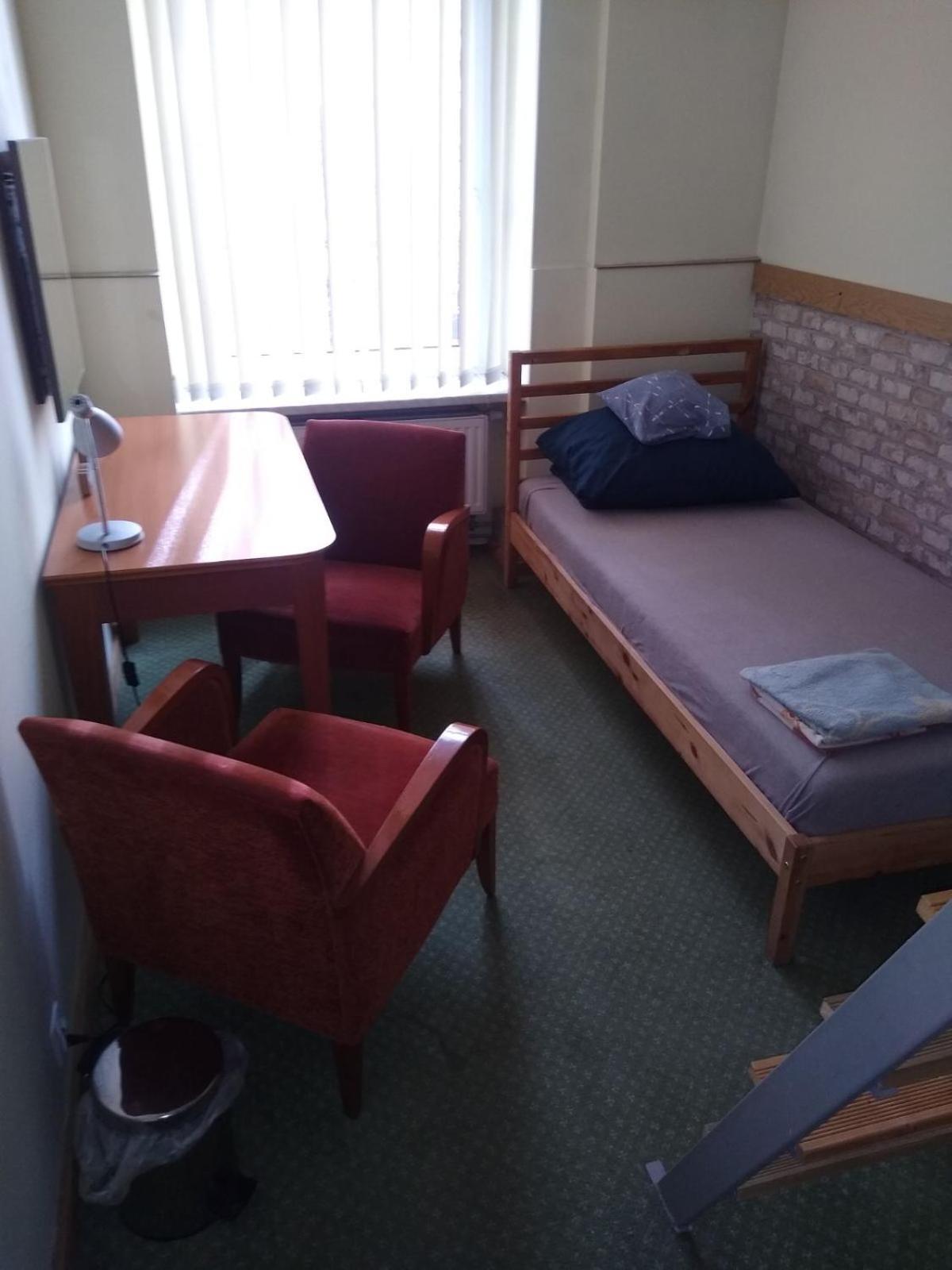 Hostel Kwadrans กลีวิตเซ ภายนอก รูปภาพ