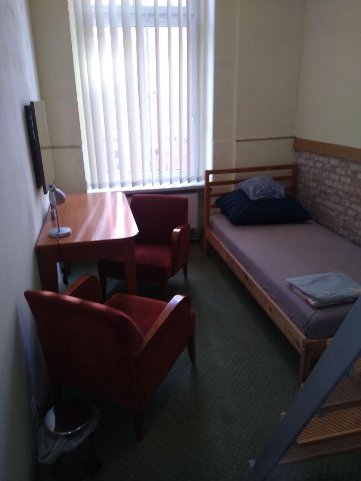 Hostel Kwadrans กลีวิตเซ ภายนอก รูปภาพ