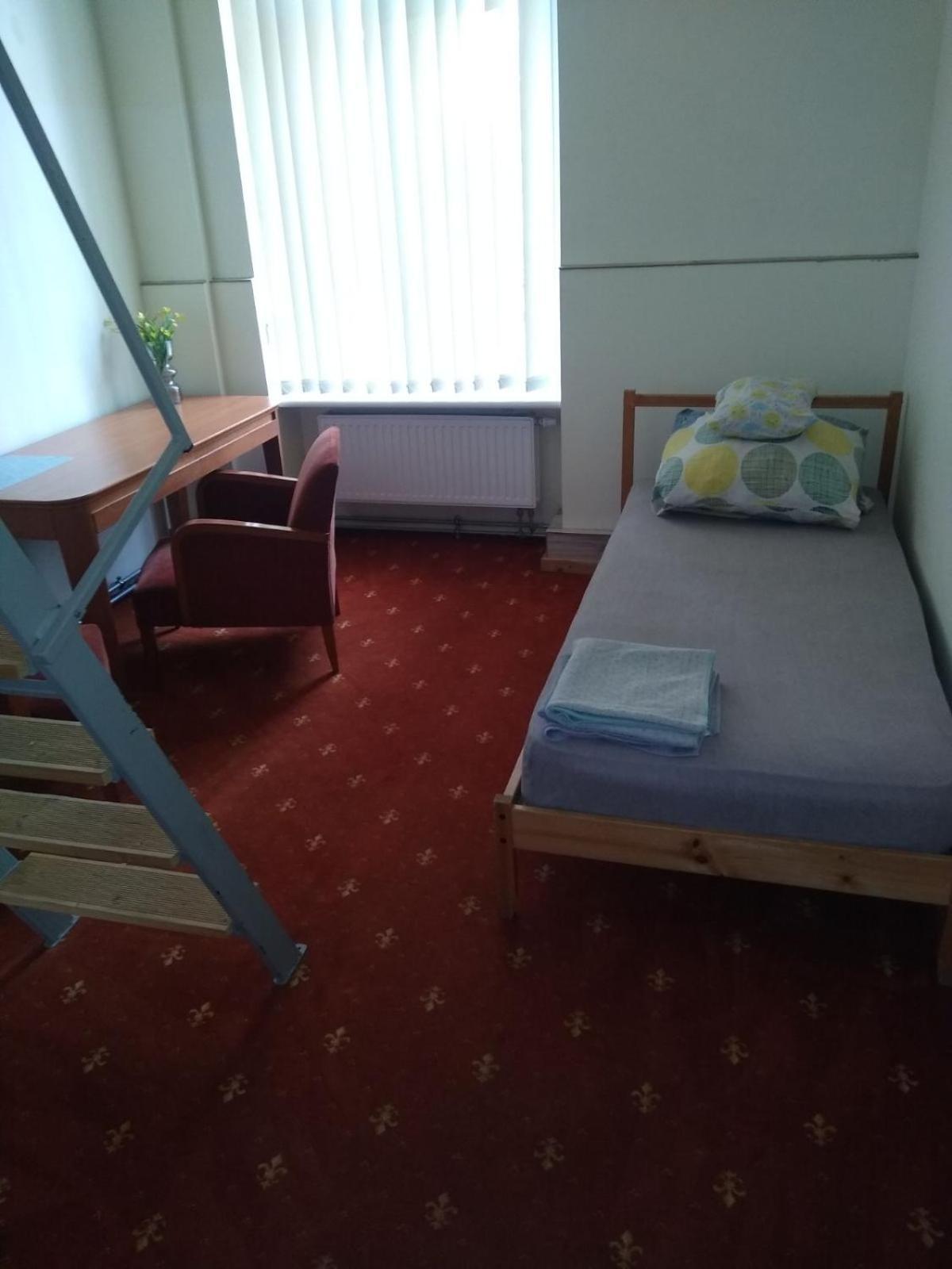 Hostel Kwadrans กลีวิตเซ ภายนอก รูปภาพ